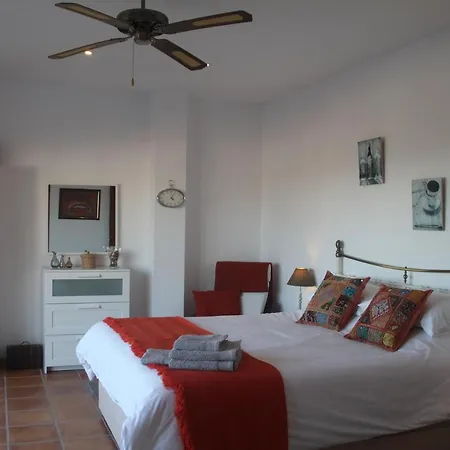 Beniarres In فندق مبيت وإفطار 3*